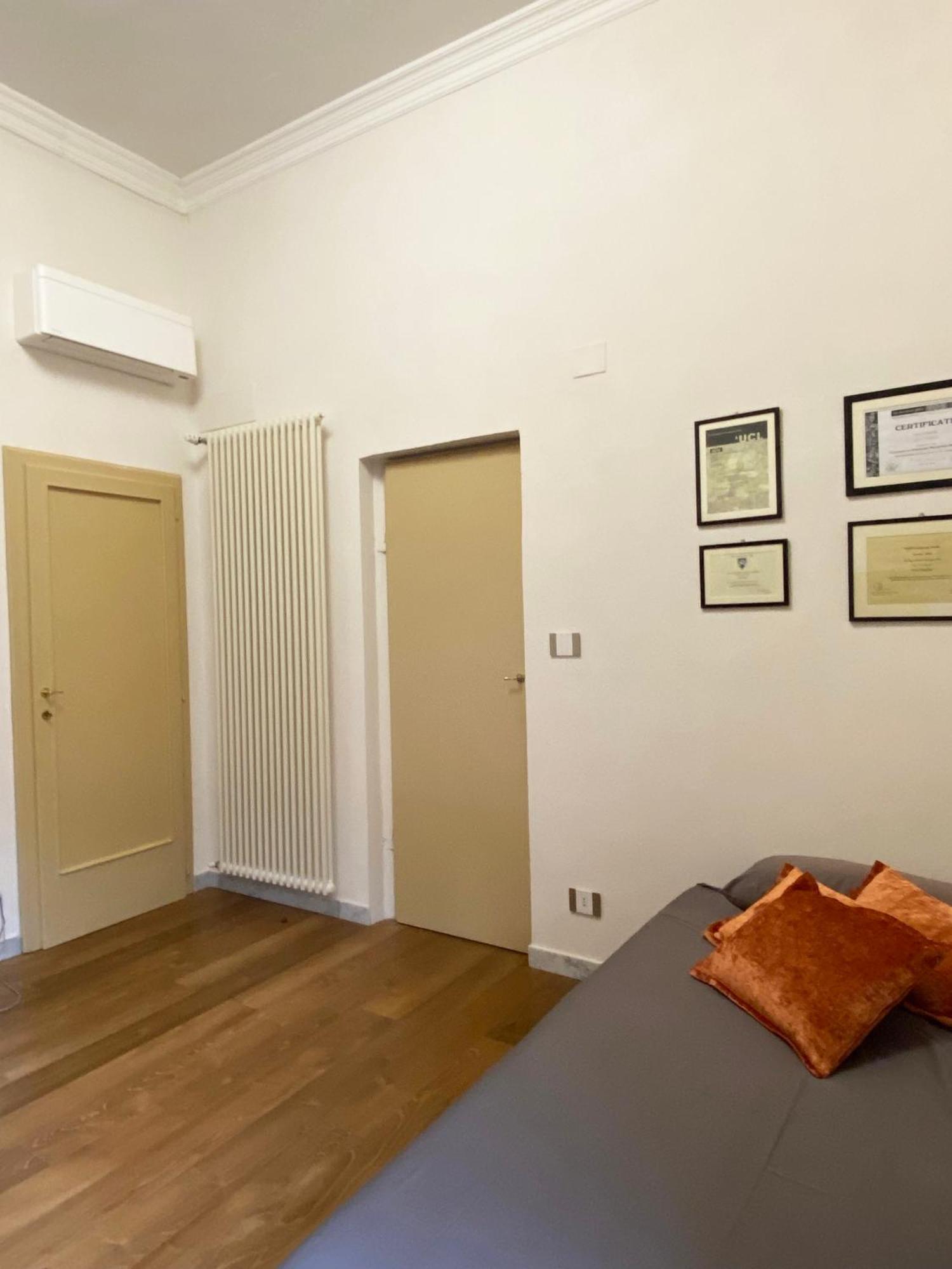 L'Antica Casa Sui Lungarni Di Pisa Hotel Buitenkant foto